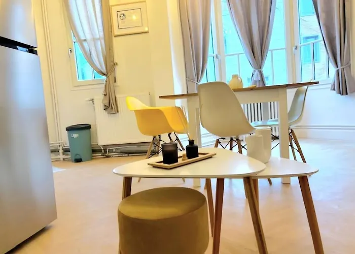 Appartement Charmant Au Pied De La Basilique