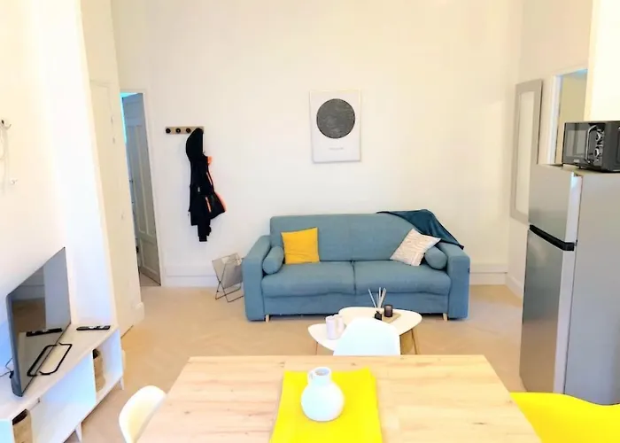 Appartement Charmant Au Pied De La Basilique